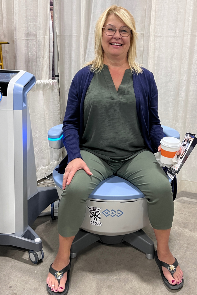 Kegel Throne Say Goodbye To Bladder Leaks Pelvic Floor